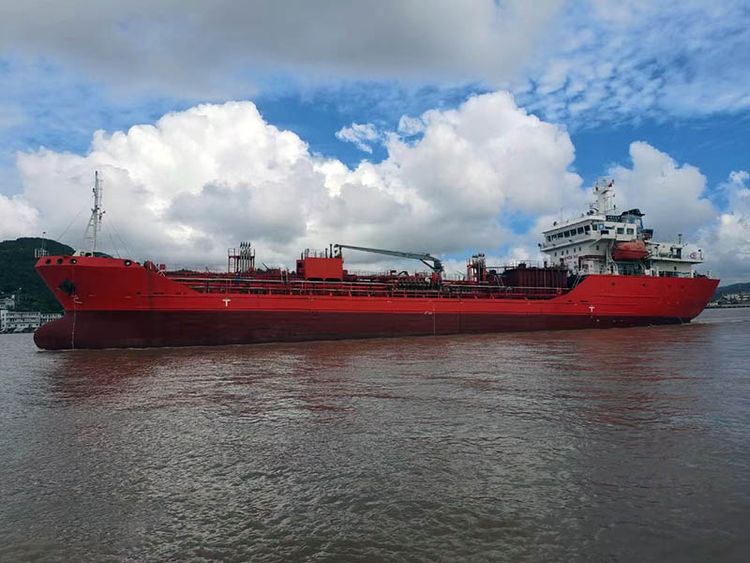 Jiangsu CHEMICAL TANKER ABT 4200DWT