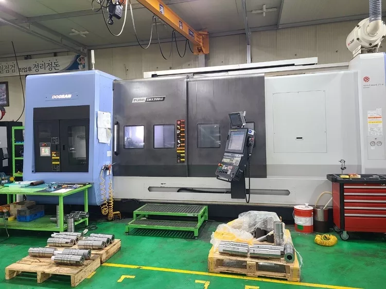Doosan FANUC 31-B5 CNC control 2500 RPM SMX 3100LS 6 Axis