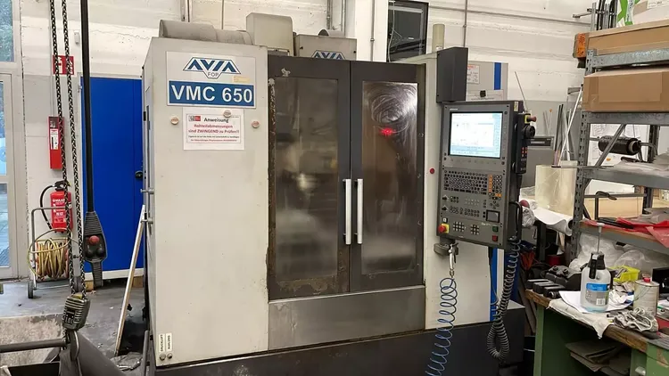 Avia VMC 650  3 Axis