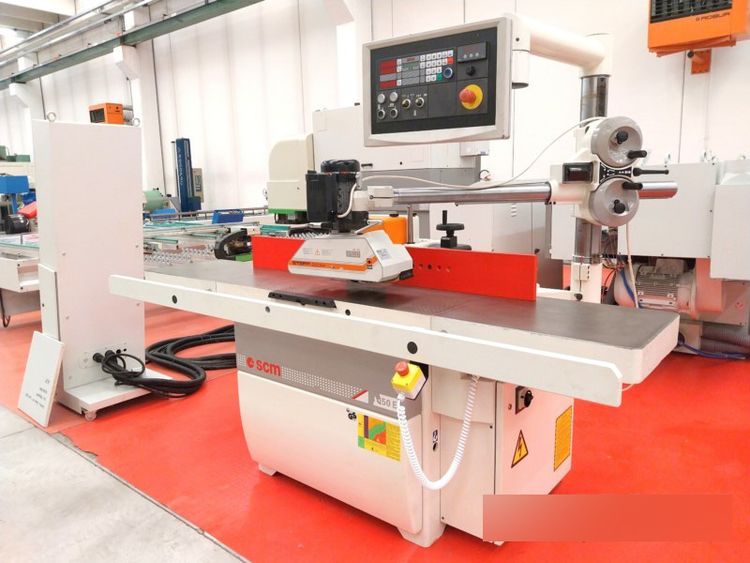 SCM T 150 E