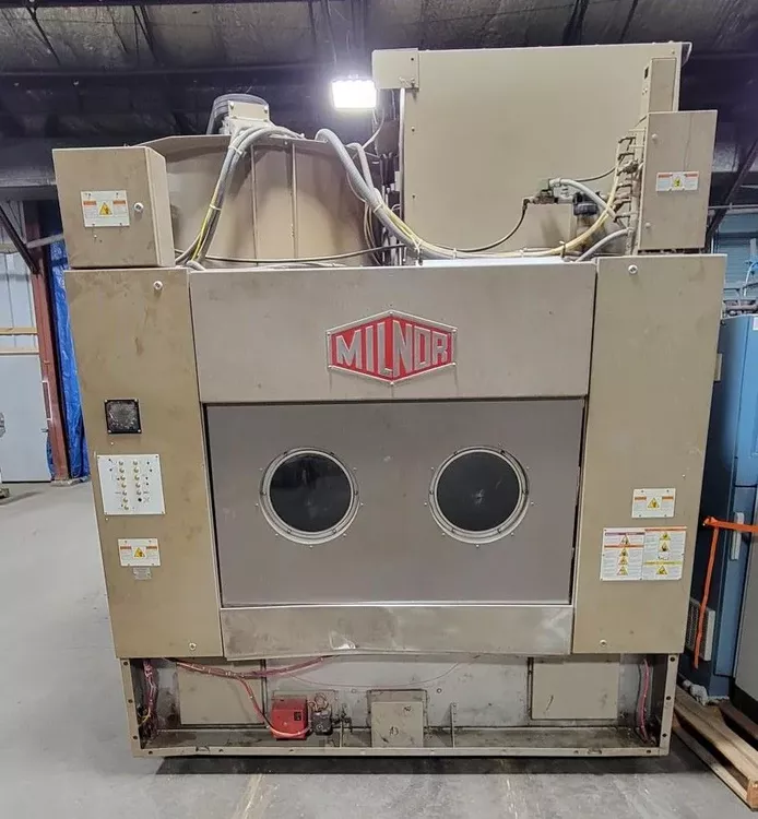 Milnor 6458TG1R, 300lb Gas Tunnel Dryer