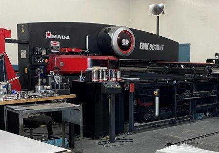 Amada EMK3610NT AMNC-F, 60" X 100" 33 TON