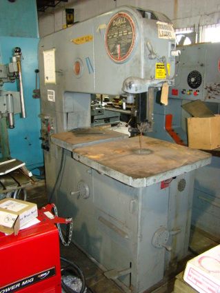 DoAll No. 3613-1 Vertical Band Saw Semi Automatic