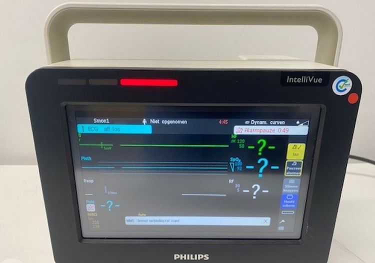 4 Philips Intellivue MX400 Patient Monitor