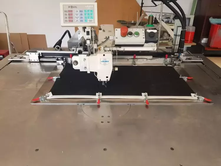 Juki AMS 224C Sewing machines