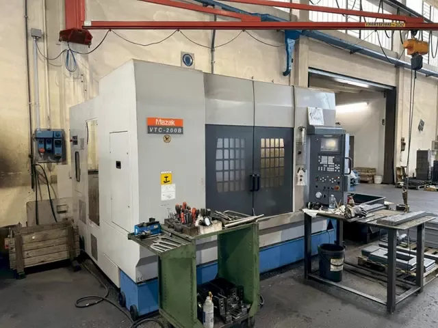 Mazak VTC 200B 4 Axis