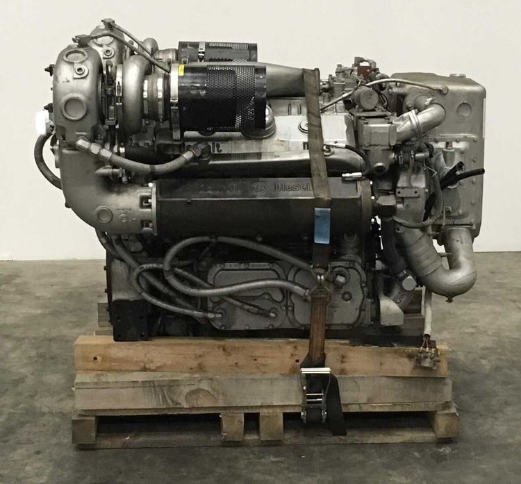 Detroit 8V-92TA LH Marine Engines