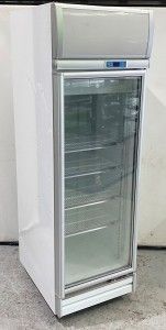 Artisan M1101, Single Door Upright Chiller