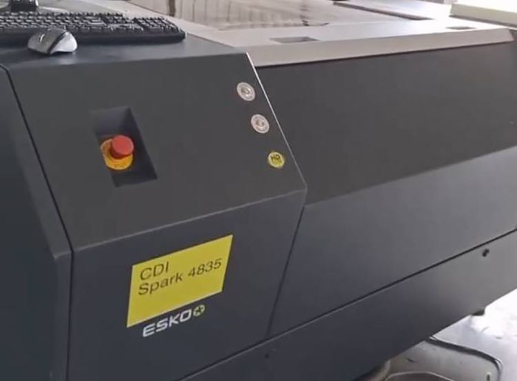 Esko 4835 HD with Pixel