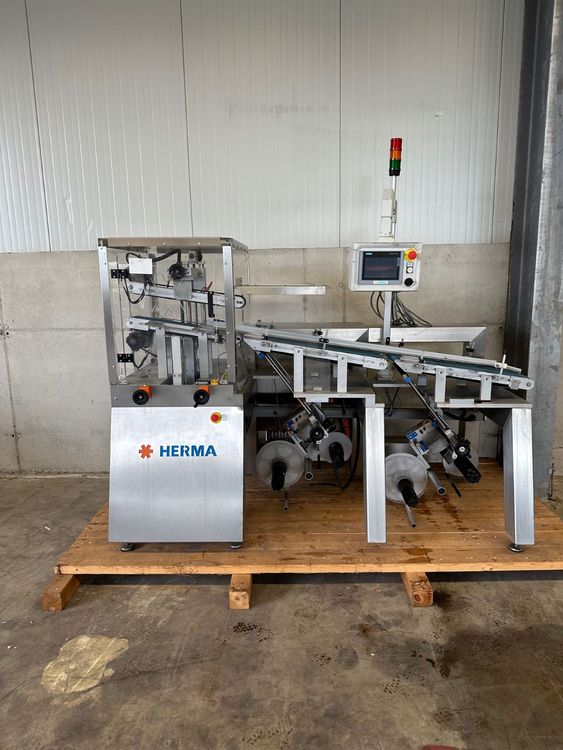 Herma 552 Compact