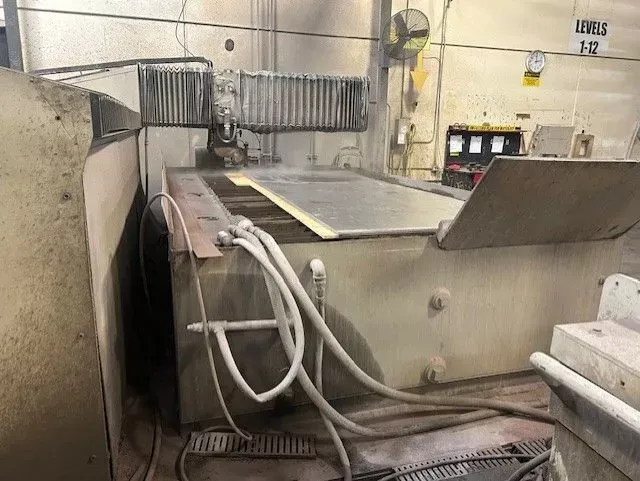 Flow 713633-1 CNC CONTROL