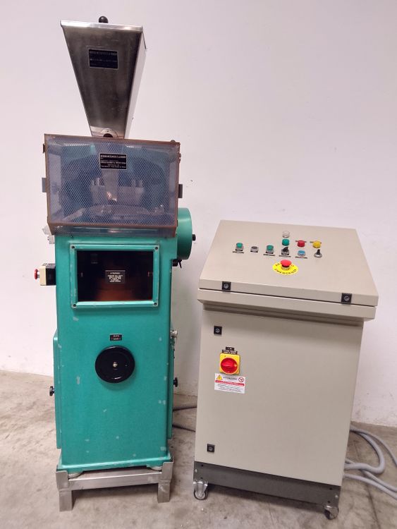Ronchi AM 13/8  ROTARY TABLET PRESS