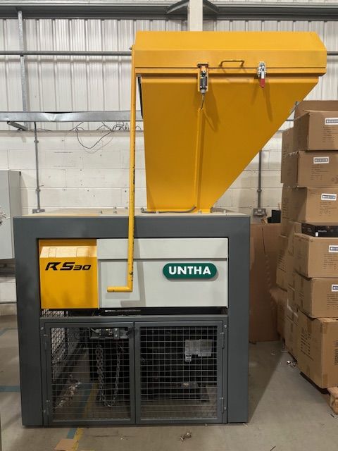 Untha RS30 shredder as new:  oct 2023
