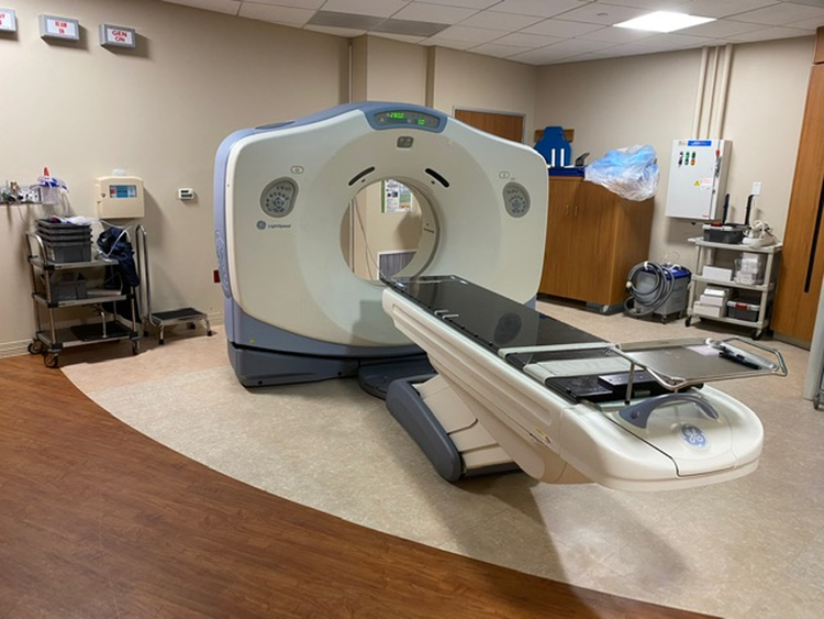 GE RT 16 Wide Bore CT Scanner