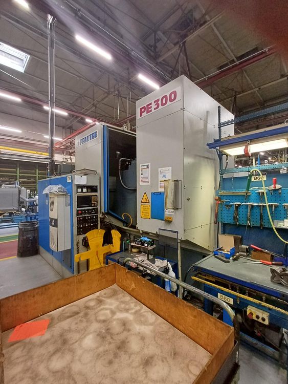 Pfauter PE300 Variabl CNC Gear Hobbing Machine