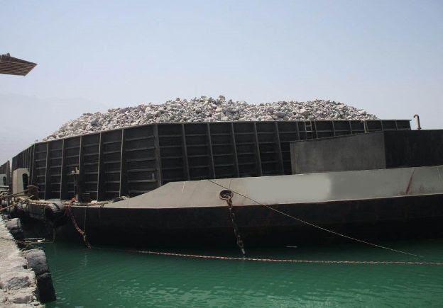 365Ft x 92ft 12,000 Ton DWT Deck-Bin Wall Barge