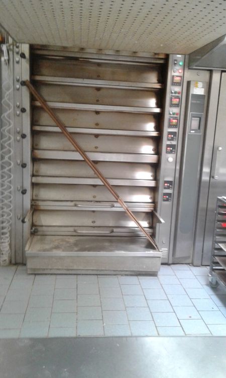 Heuft thermal oil deck oven with loader