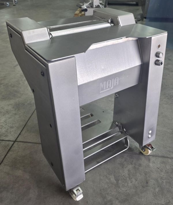Maja Membrane Skinner