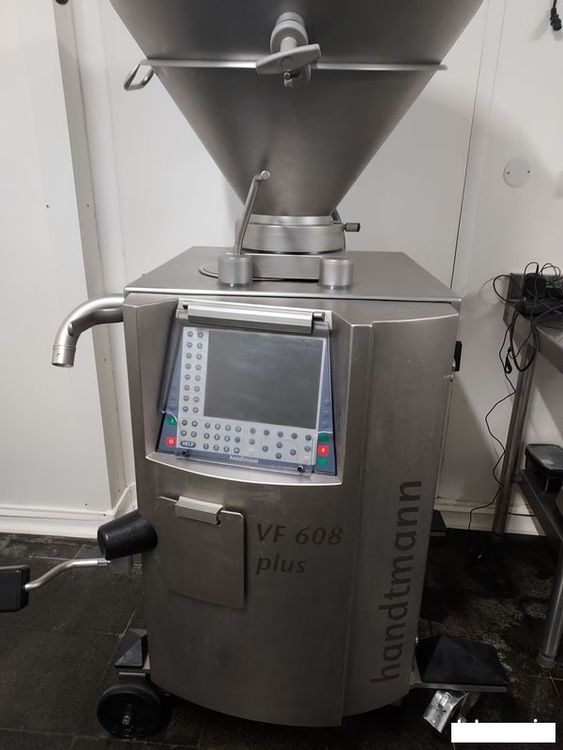 Handtmann vacuum filler