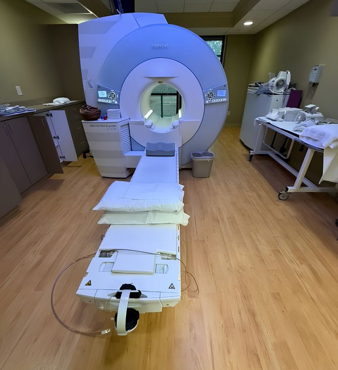 Siemens Espree 18 CH MRI