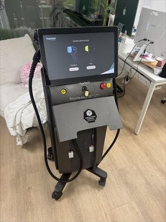 Alma Soprano Titanium  Professional aesthetic device for laser hair removal