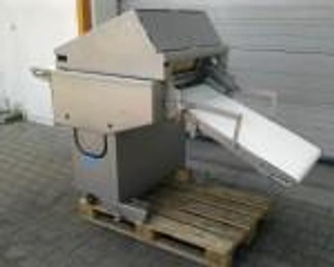 Townsend 900 SEMI-AUTOMATIC RINDER