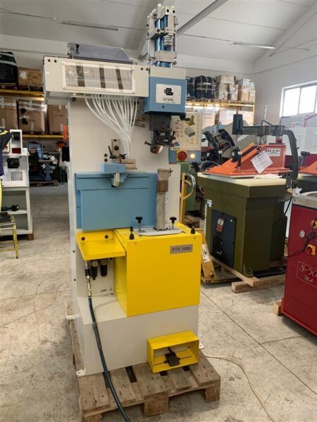 Brustia PTP 3000 pneumatic automated electronic and sequential heel nailing
