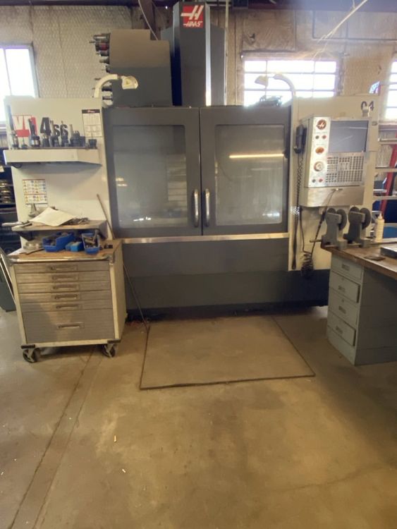 Haas VF-4SS 3 Axis