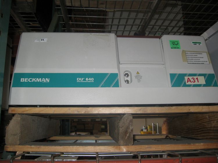 Beckman DU640 UV/VIS Spectrophotometer