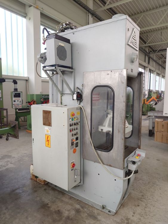 SMG HOPZ 25-560/560 25 TON
