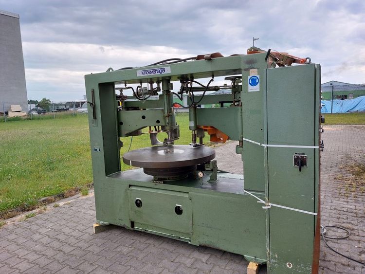 Knoevenagel Carousel milling machine