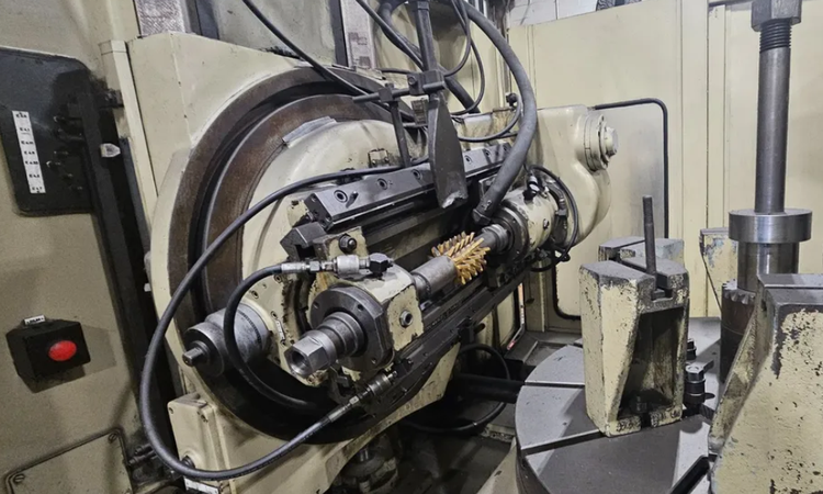 Modul ZFWZ 1250  200 RPM Gear Hobber