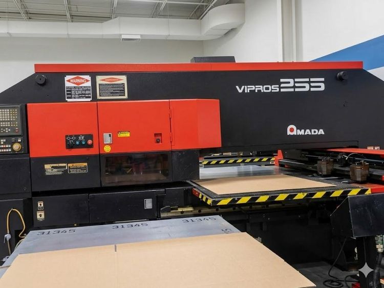 Amada VIPROS 255  22 tonnes