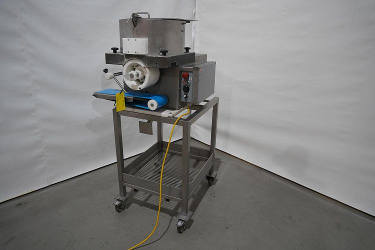 Deighton undefined Hamburger machine