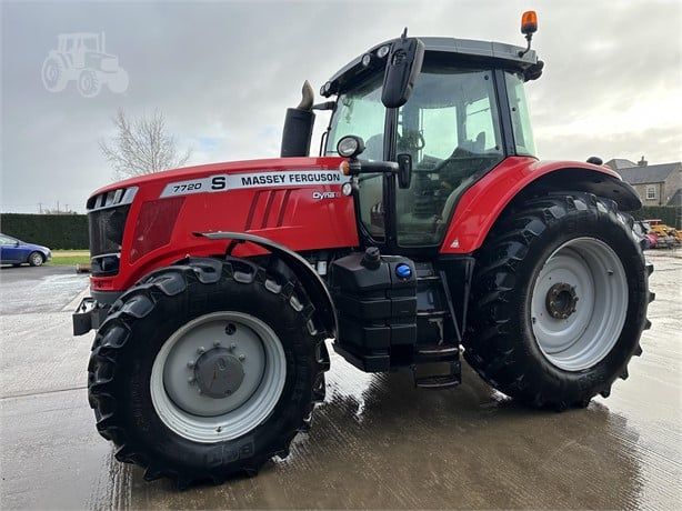 Massey Ferguson 7720S Tractor