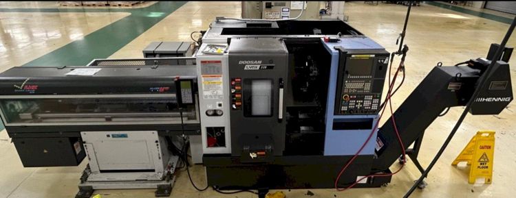 Doosan Fanuc i Series 6000 rpm Lynx 220A 3 Axis