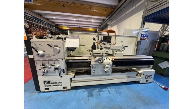 OMG Centre lathe 1600 giri/mm TP 250