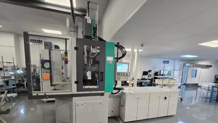 Arburg 1200T-1000-290 Vertical 100 T