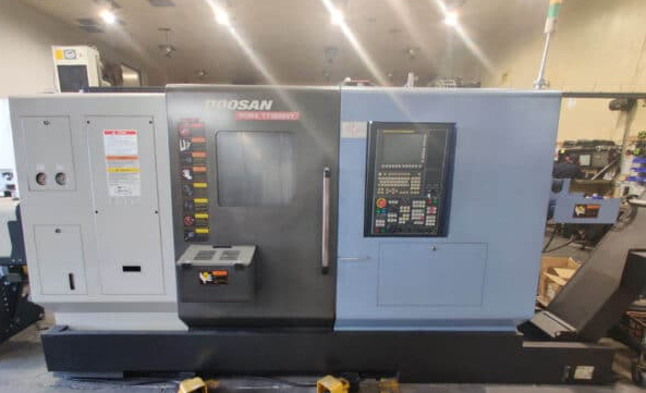 Doosan Doosan Fanuc Series 31i Model B Control 5000 RPM Puma TT1800SY 4 Axis