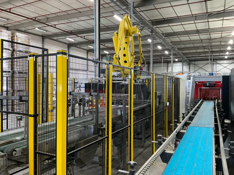 Tomato paste production, filling and packaging line suitable for the fruit and vegetable industry