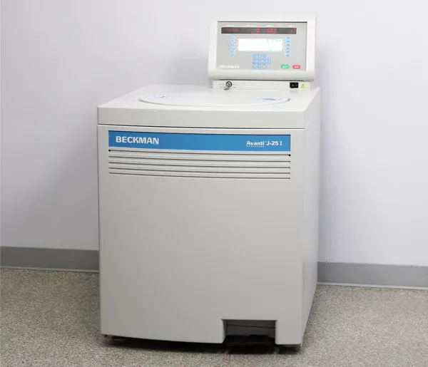 Beckman Coulter Avanti J-25/J-25I Refrigerated Floor Centrifuge