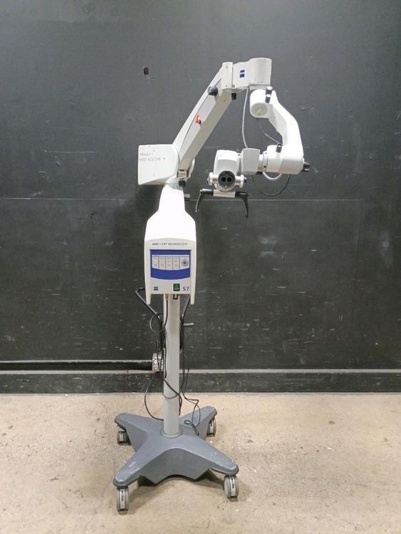 Carl Zeiss OPMI Movena Surgical Microscope