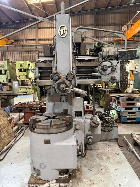 Om VTL-7 Chuck Diameter: 700 mm