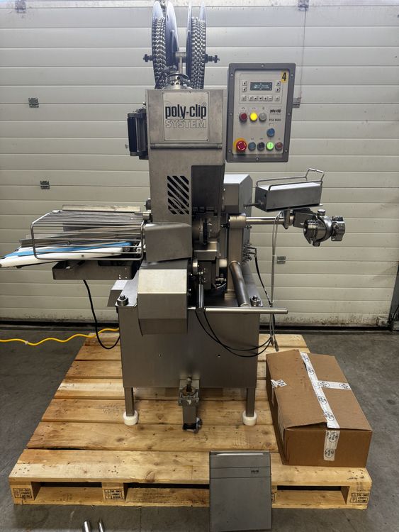 Poly-Clip FCA 3430 Automatic Double Clipper