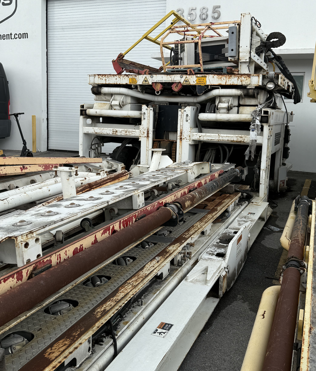 JBT Commander 15 Cargo Loader