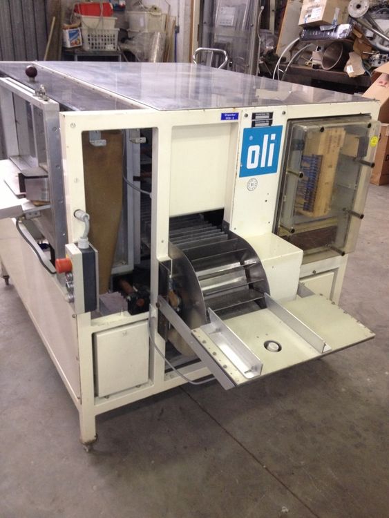Oli Olibag 210r, Semi-automatic cartoning machine for bags