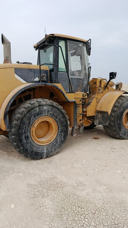 Caterpillar 966H loader