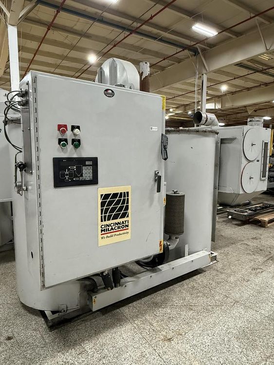 Cincinnati Milacron DD-1700