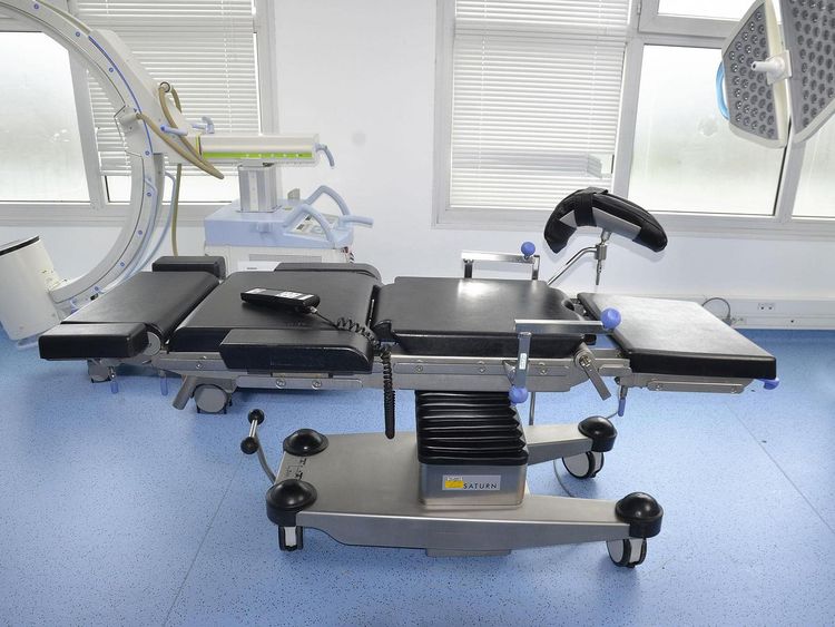 Saturn, Trumpf Electric Multi -Disciplinary Operating Table