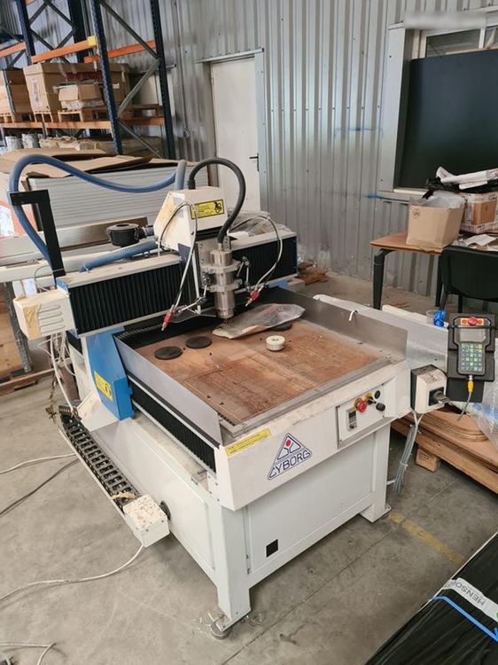 SH M0609 Engraving machine + vacuum table